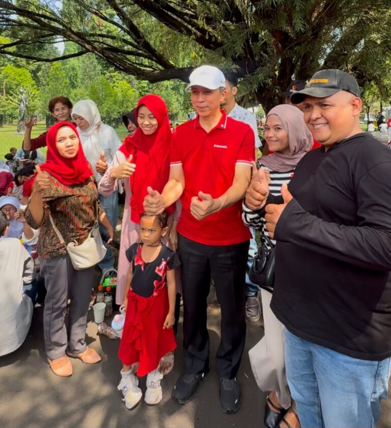 Ribuan Warga Tumpah Ruah di Jamuan Rakyat Istana Bogor