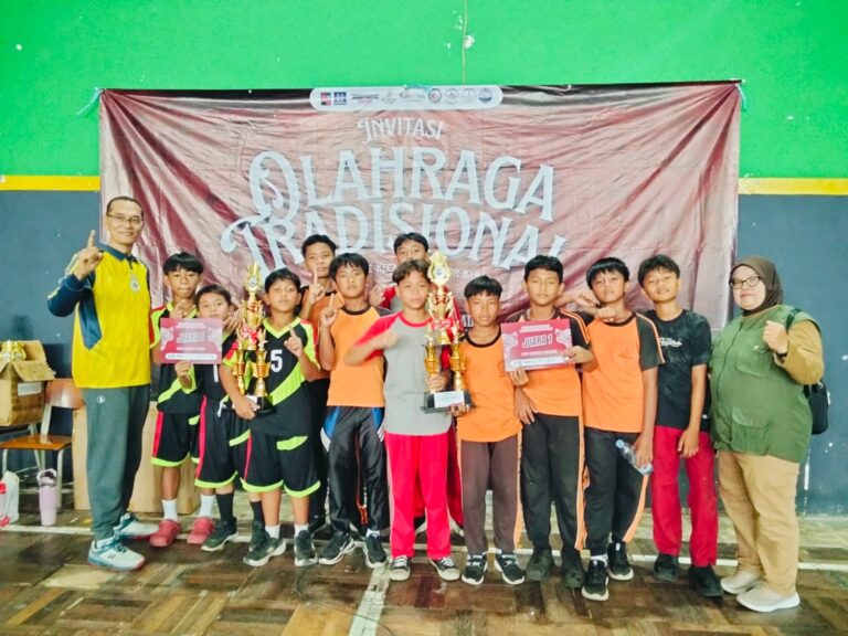 Borong 2 Emas, SDN Bubulak 1 Juara Umum Invitasi Olahraga Tradisional Bogor Barat  2026