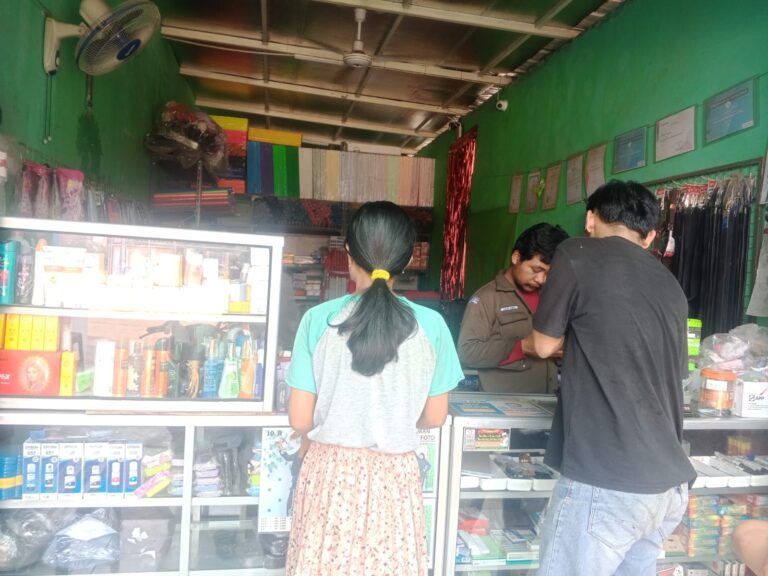 Galaxy Photocopy Permudah Warga Batutulis Dapatkan ATK