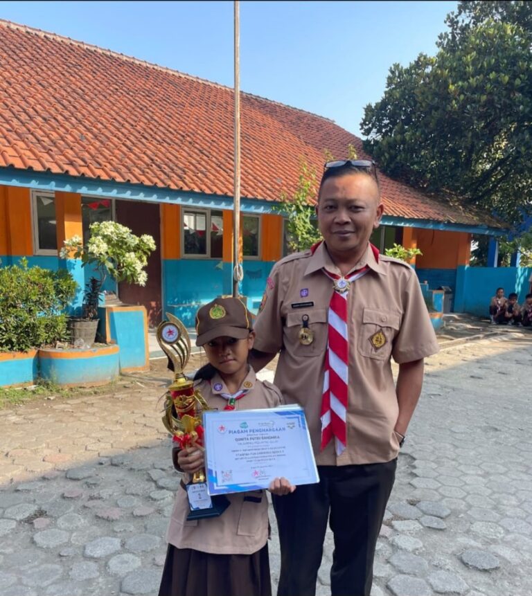 Bakat Renang Qonita Antarkan SDN Sirnagalih 5 Raih Prestasi