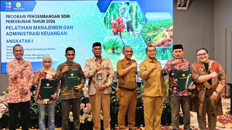Pekebun Sawit Banten Diperkuat Kemampuan Kelola Keuangan dan Usaha