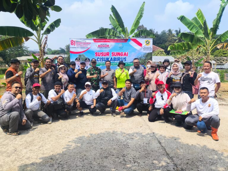 Lomba Susur Sungai Meriahkan HUT RI ke-81 Megamendung