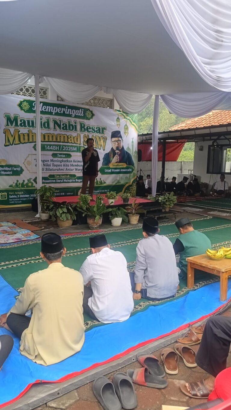 Perkuat Iman dan Silaturahmi Warga, Musholla Ghuzail VBI 3 Gelar Pengajian Akbar Maulid Nabi