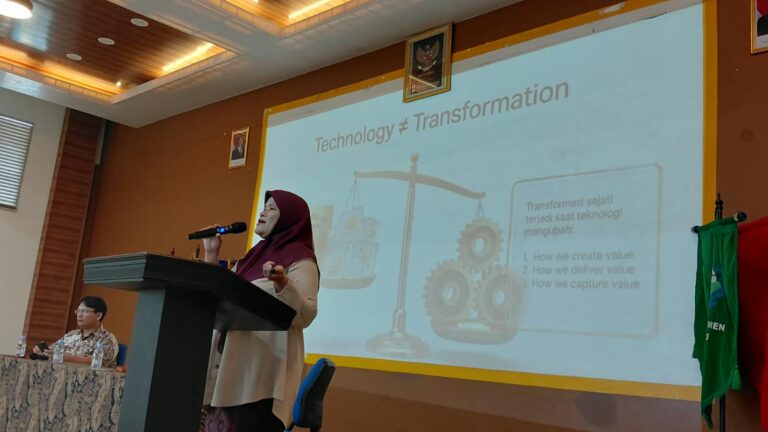 ITB Dewantara Gelar Studium Generale, Bahas Kepemimpinan di Era Transformasi Digital