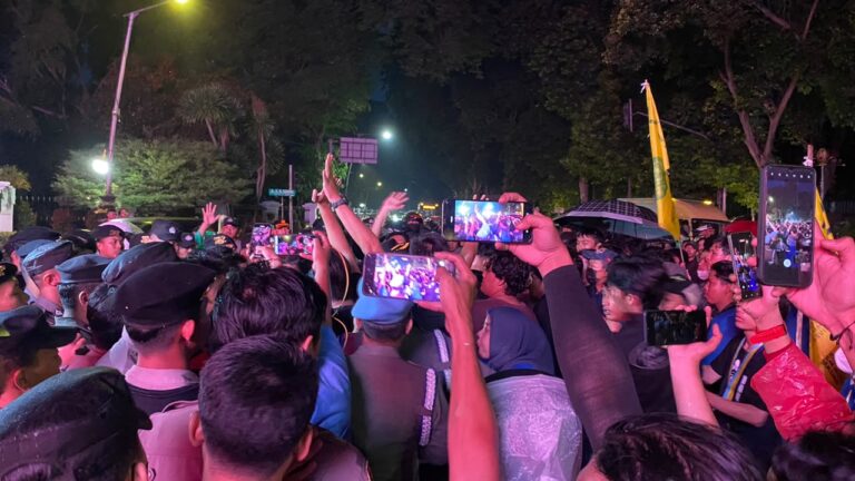 Kericuhan Warnai Aksi Massa di Bogor, Diduga Dipicu Saling Dorong Antara Aparat dan Demonstran